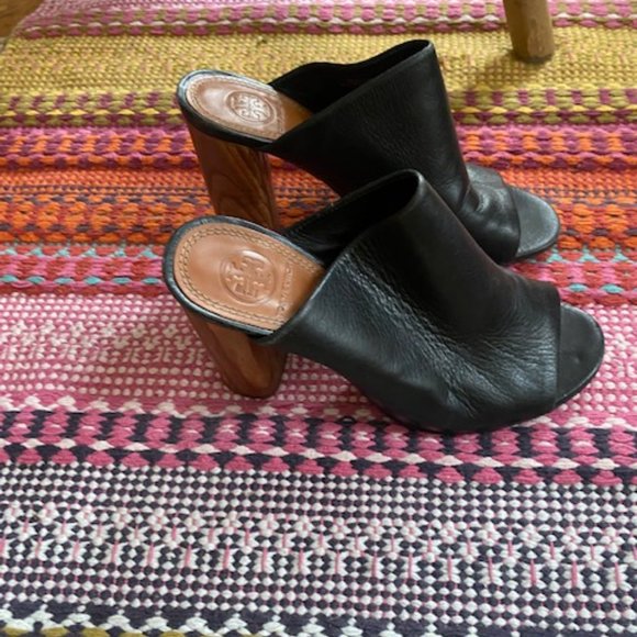 Tory Burch Raya Black Leather Mule - Picture 2 of 6